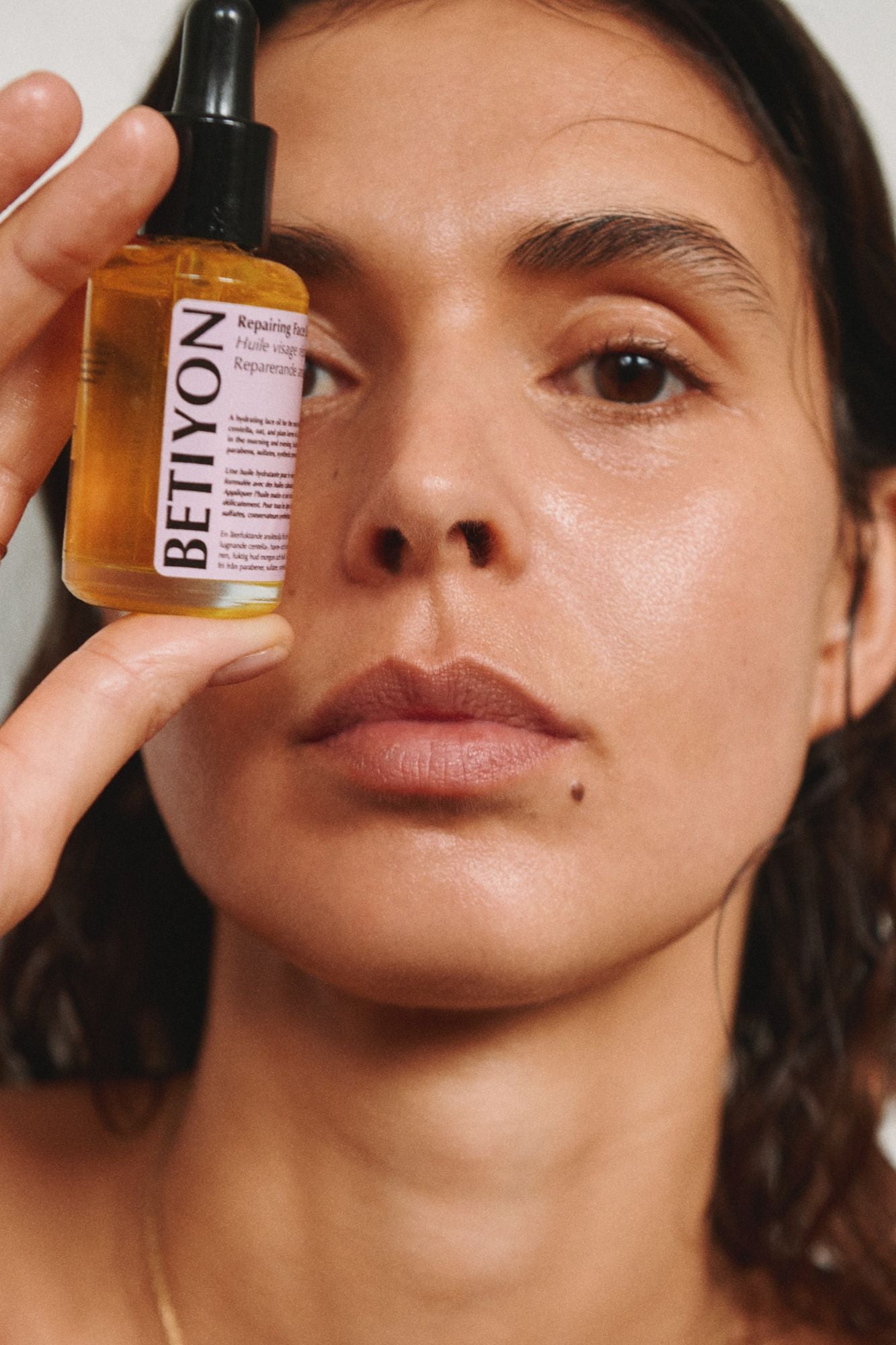 REPARERANDE ANSIKTSOLJA